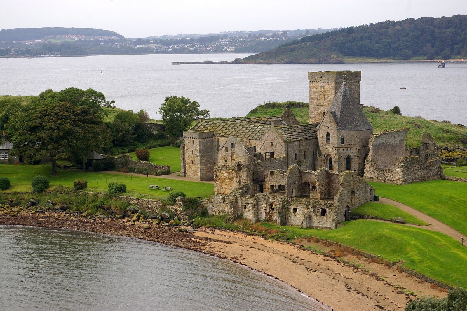 An Epic Adventure: 26th Fife Scout Group’s Excursion to Inchcolm Island